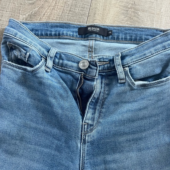 Hudson Nordstrom Women's Nico Skinny Blue Distressed Fraying Holes Jeans 25 S - Picture 3 of 6